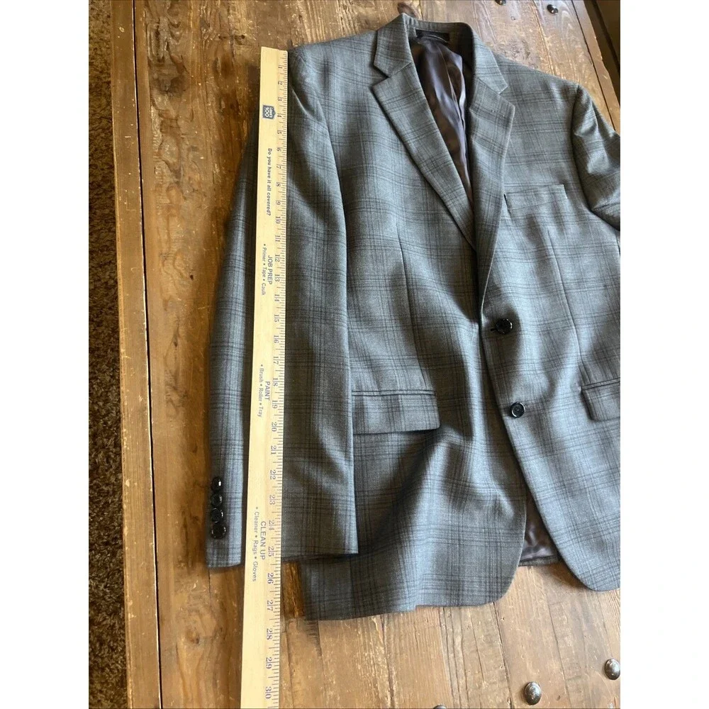 Lauren Ralph Lauren Sport Coat Blazer Men’s 44R Grey Plaid 2 Button Macys